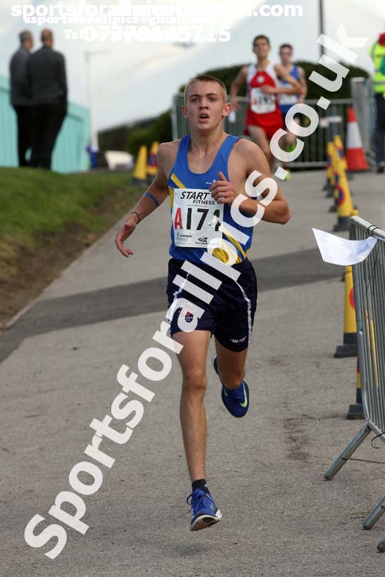 Mens under-17s  Northern 3 Stage Road Relay, SportsCity, Manchester. Photo: David T. Hewitson/Sports for All Pics
